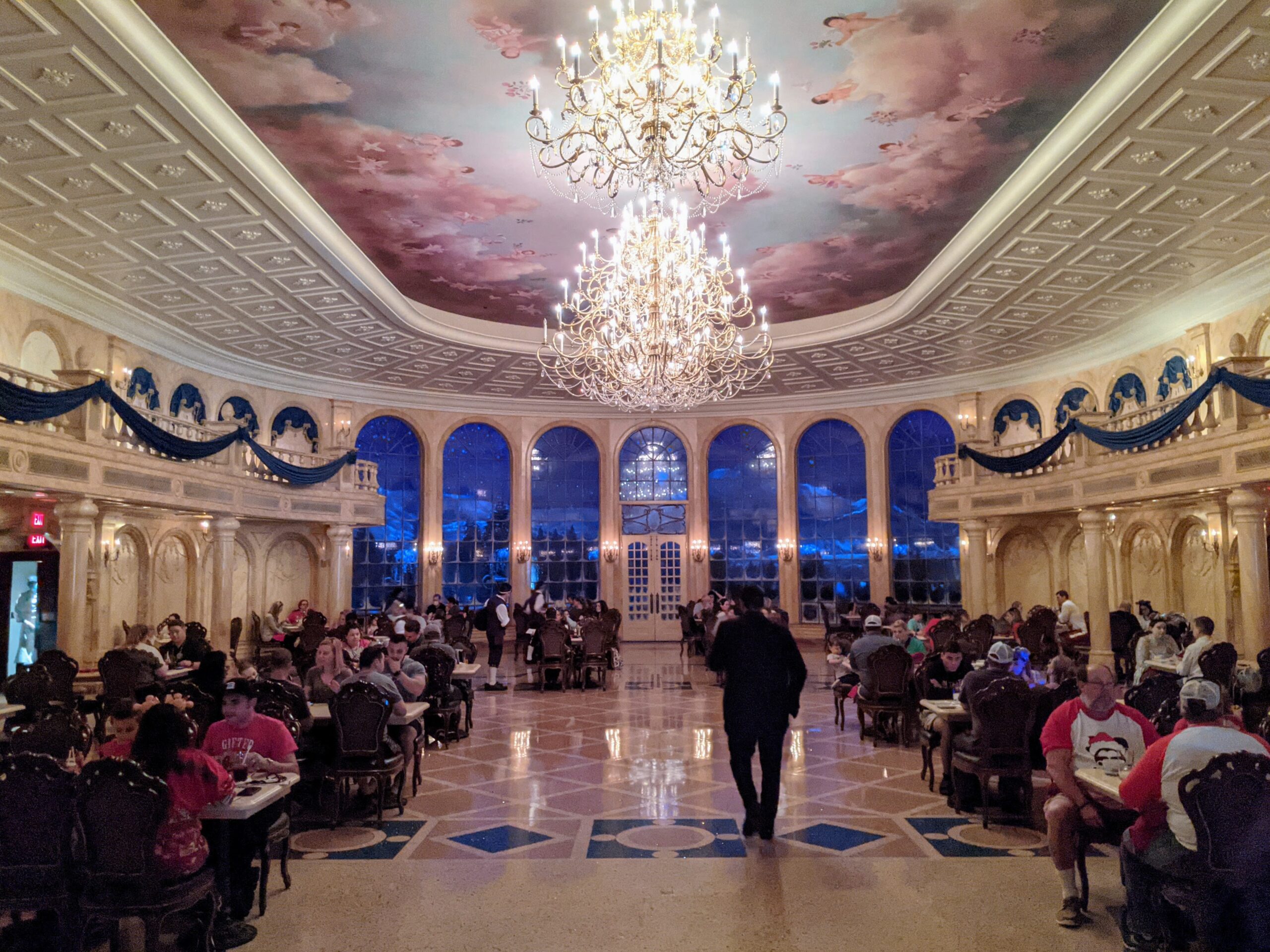 Read more about the article How to secure hard-to-get Walt Disney World dining reservations